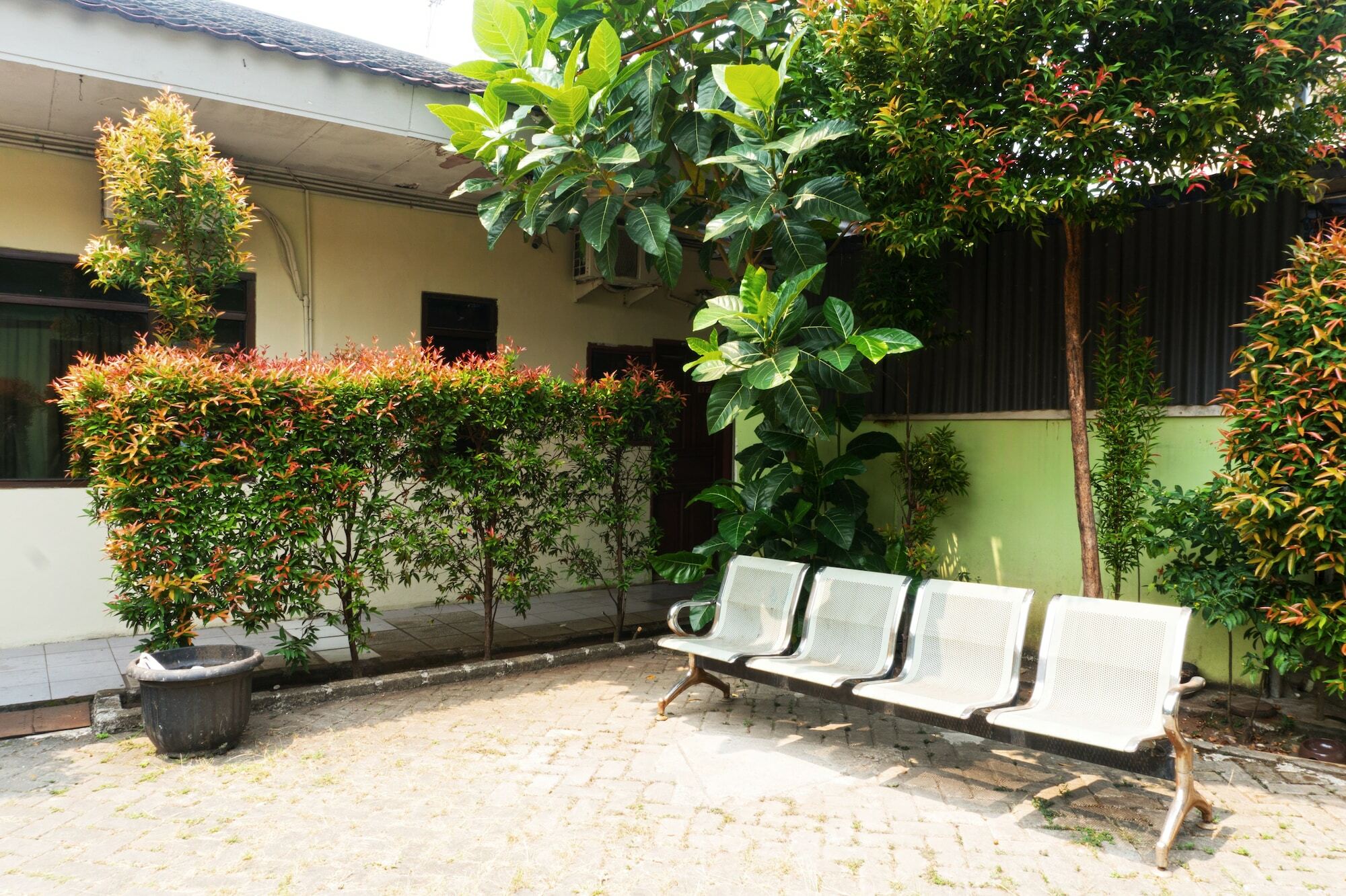 Salihara Kost Hotell Jakarta Eksteriør bilde