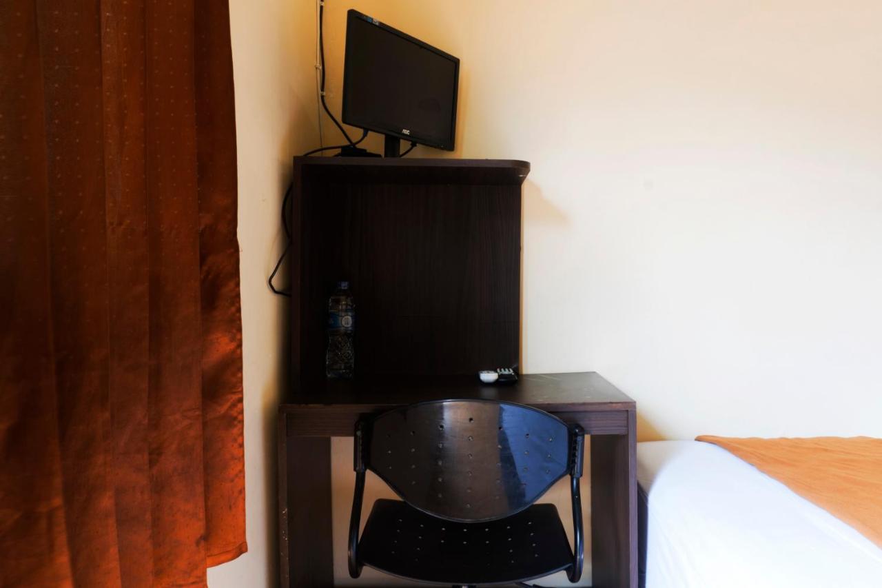 Salihara Kost Hotell Jakarta Eksteriør bilde